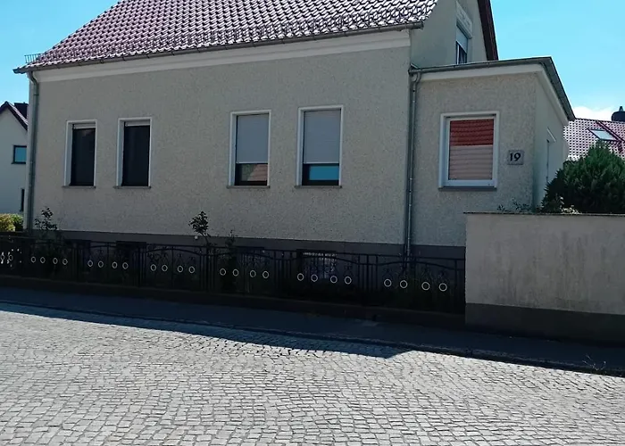 Grosses Haus Pensionat 3*